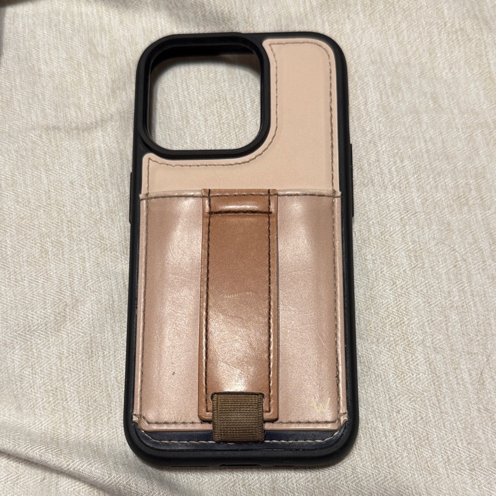 Elegant Black and Tan Phone Case